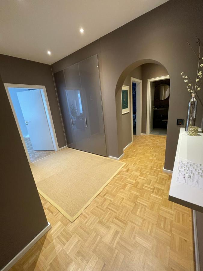 Apartment Center
